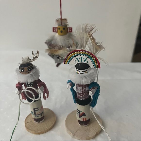 🎄 3 Kachina dolls, signed R Grey - Picture 15 of 15
